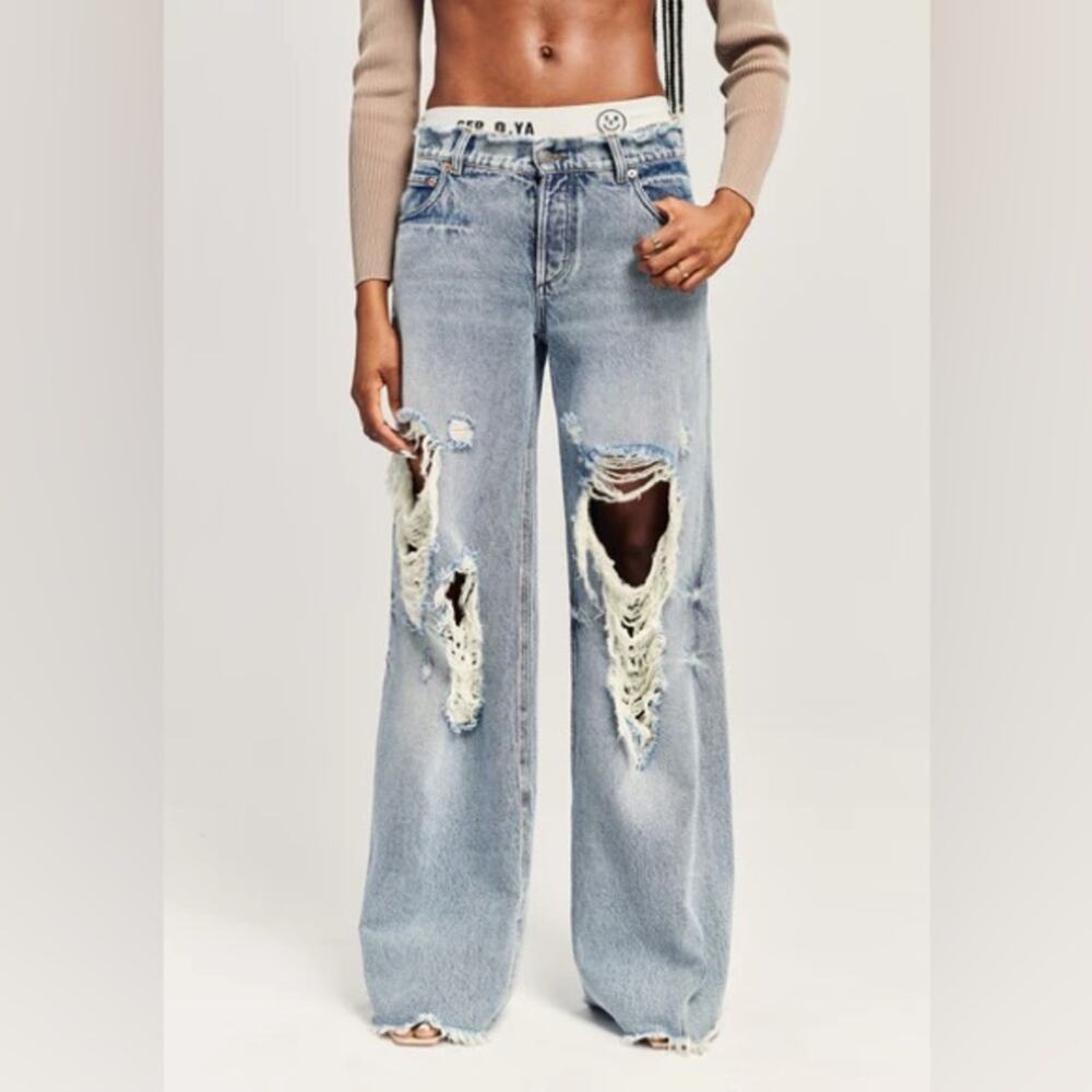 FREE PEOPLE Womens Extreme Wide Leg Light Wash Distressed Denim Jeans Size 25